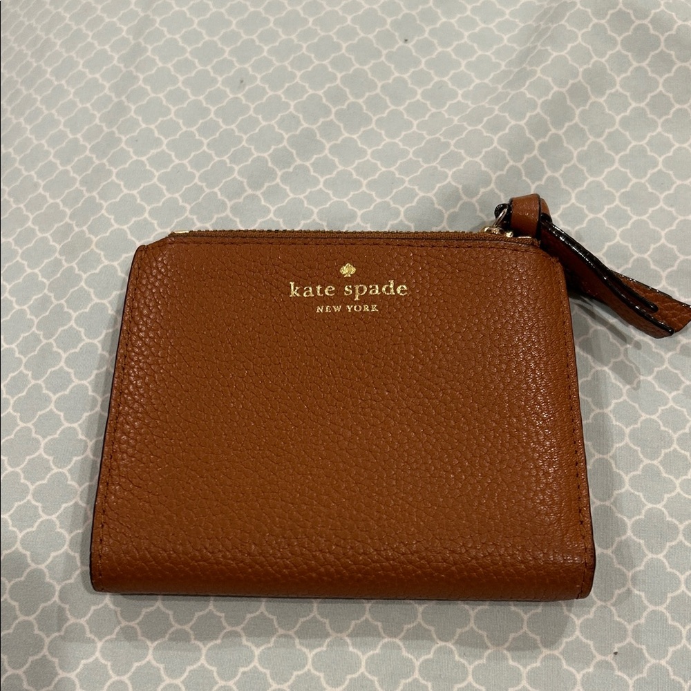 Kate Spade Tan Leather Zip Wallet